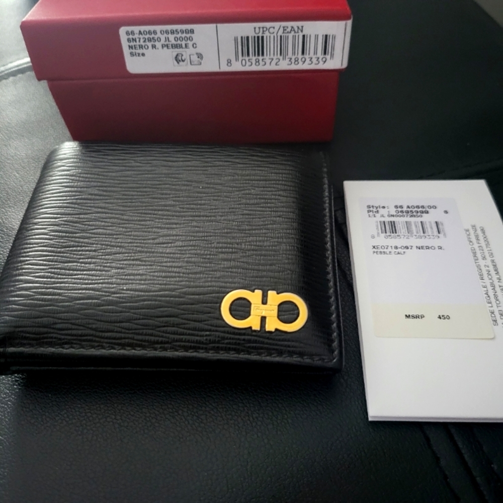 AUTHENTIC SALVATORE FERRAGAMO LEATHER WALLET